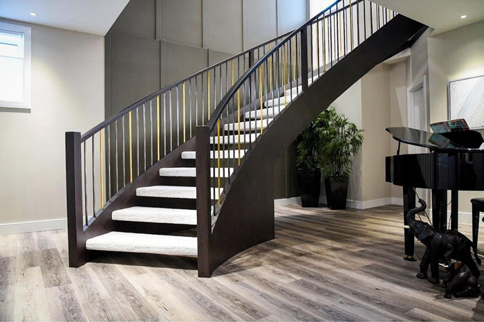 Stair Railing Maintenance and Installation in 2024